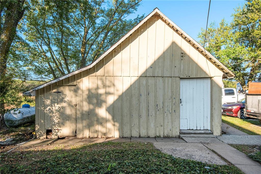 10818 S County Rd Jj Highway Property Photo 29