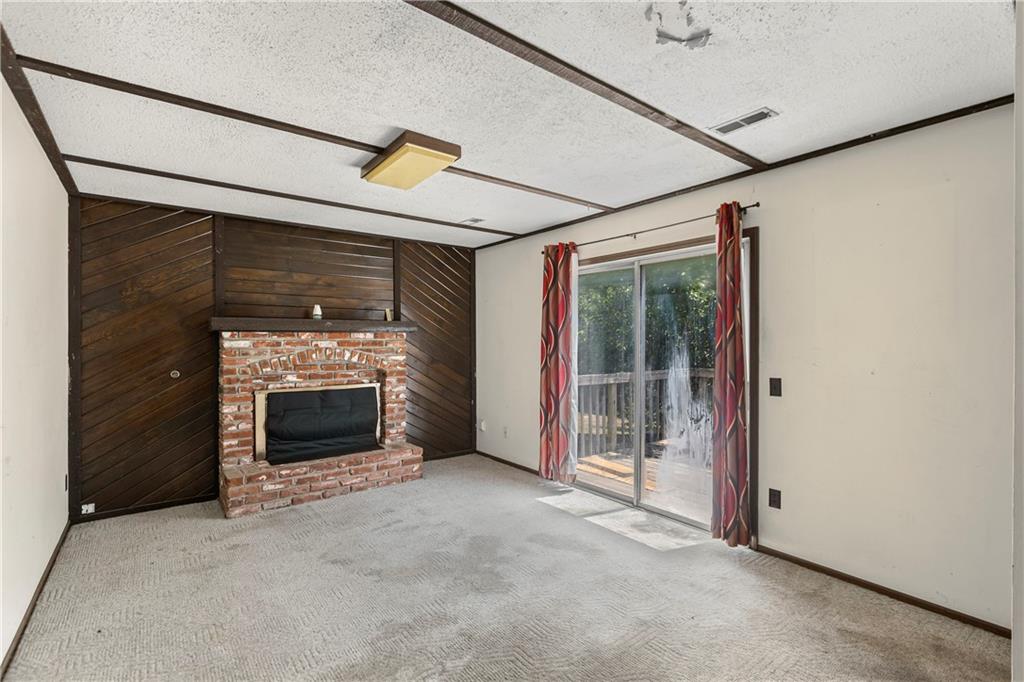 1425 W Poplar Street Property Photo 14