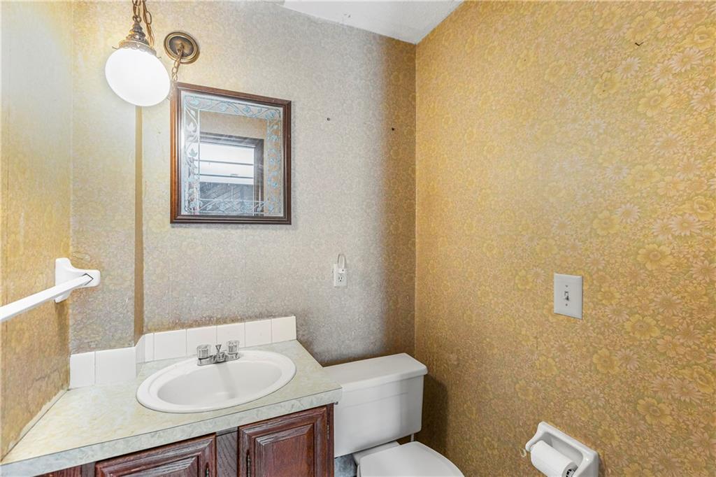 1425 W Poplar Street Property Photo 15