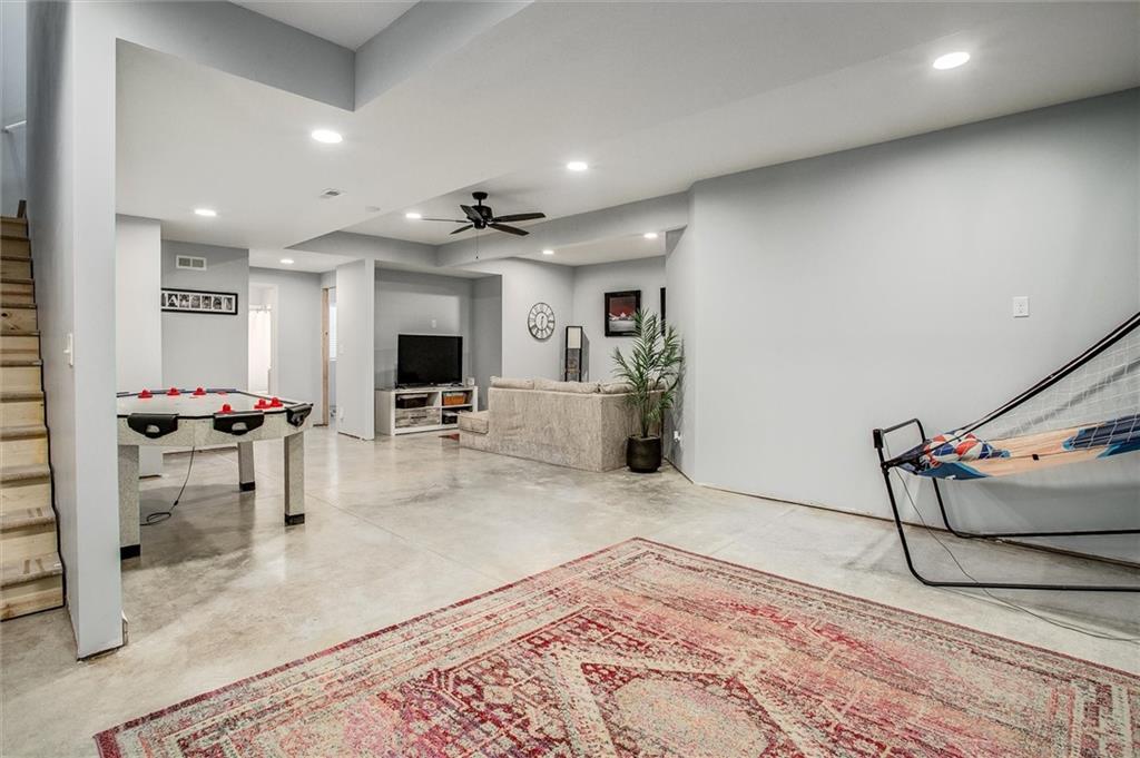 1612 March Lane Property Photo 22