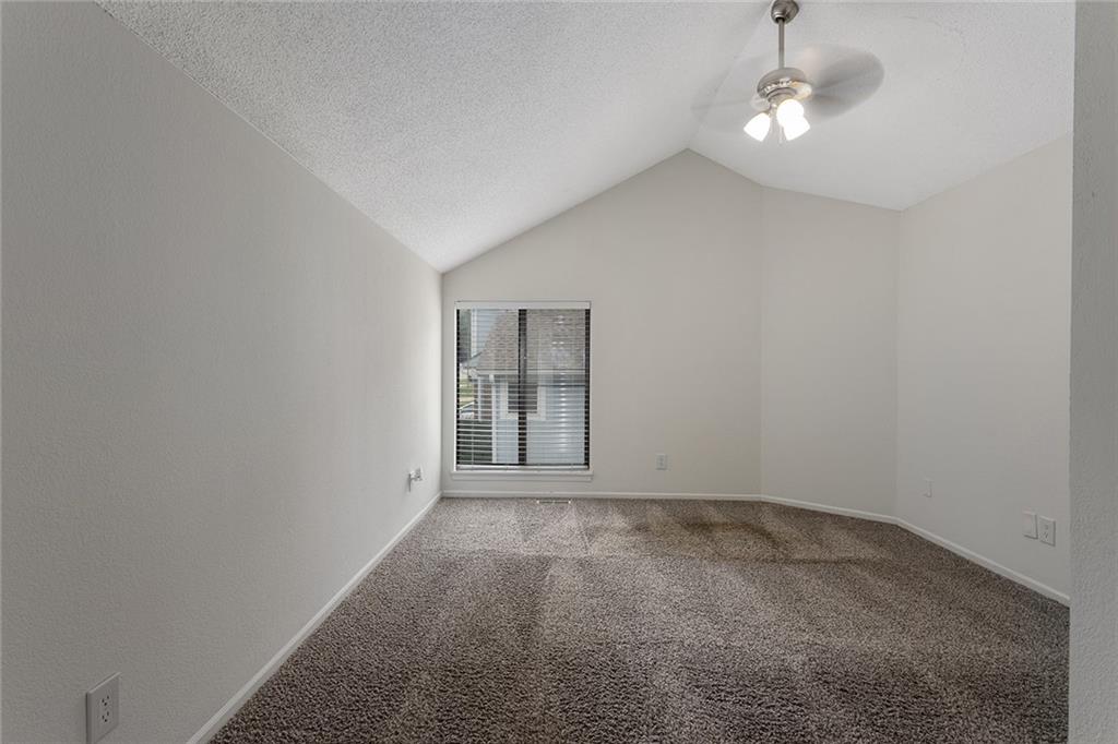 1111 N 84th Terrace Property Photo 14