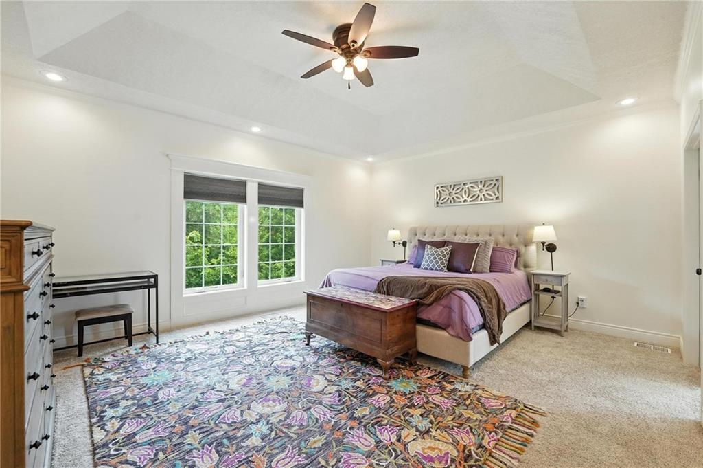 6025 Vardon Drive Property Photo 10