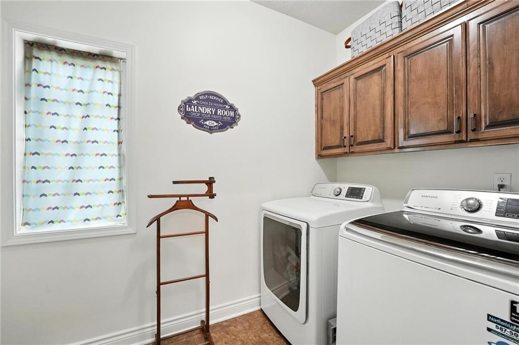 6025 Vardon Drive Property Photo 14