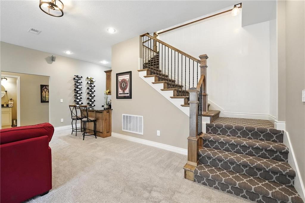 6025 Vardon Drive Property Photo 15