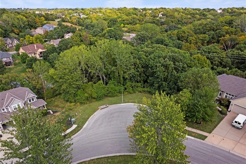 5703 Cottonwood Street Property Photo 5