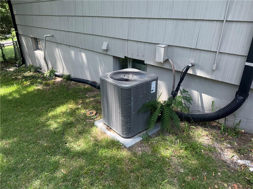 8955 E 54th Street Property Photo 6