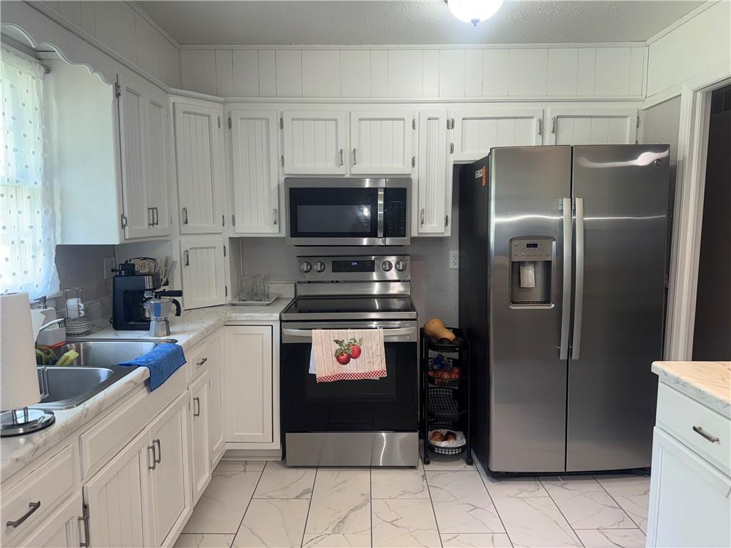 8955 E 54th Street Property Photo 12