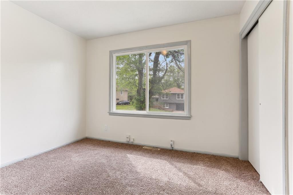 9312 Fairwood Drive Property Photo 8