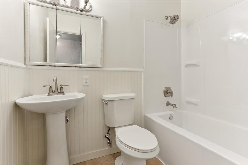 9312 Fairwood Drive Property Photo 15