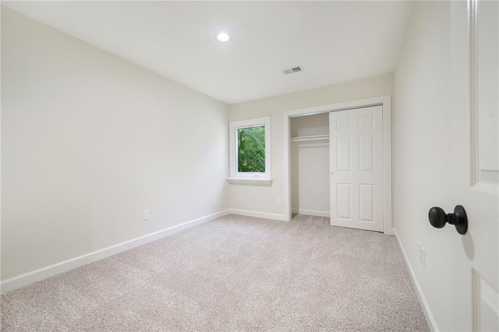 6610 Halsey Street Property Photo 18