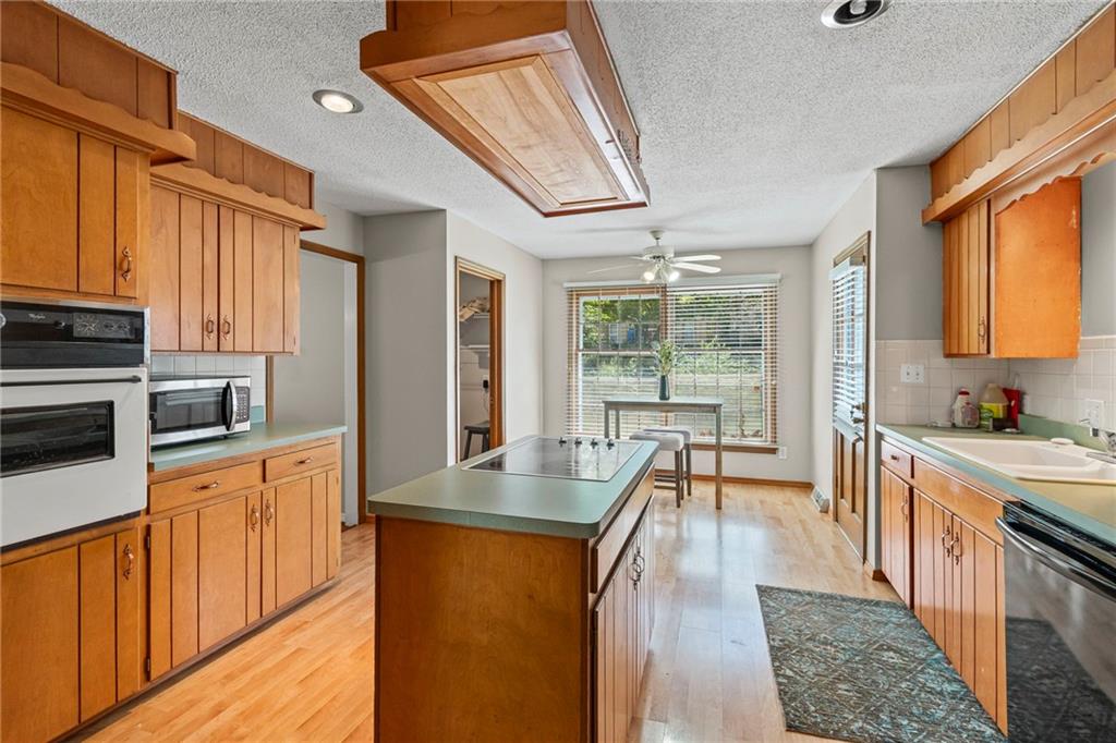 3407 Birchwood Drive Property Photo 10