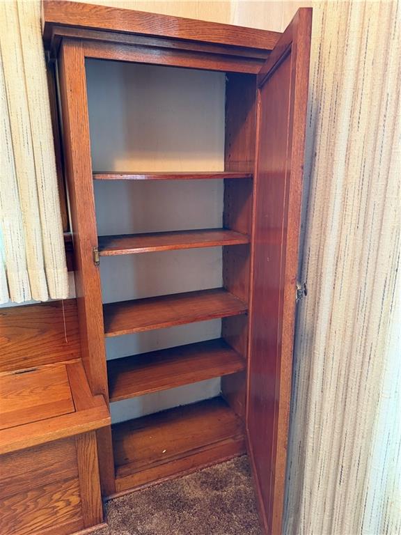 111 E Nodaway Street Property Photo 7