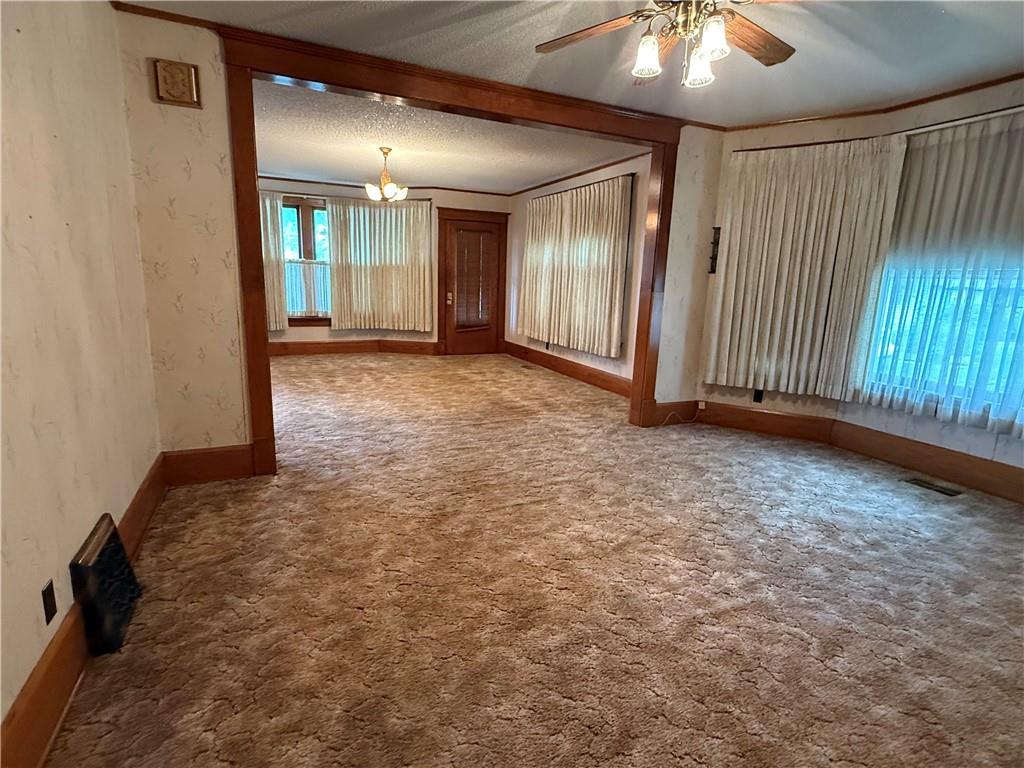 111 E Nodaway Street Property Photo 9