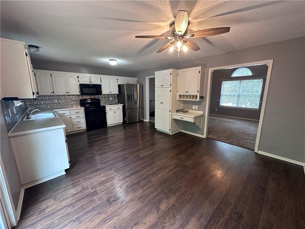 1214 Sw Windcrest Court Property Photo 8