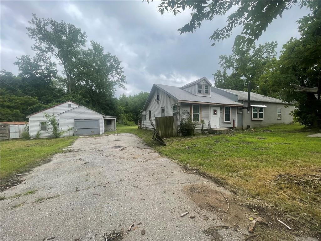 5851 Barnes Avenue Property Photo 1