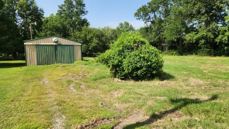 215 N 4th Avenue Property Photo 1