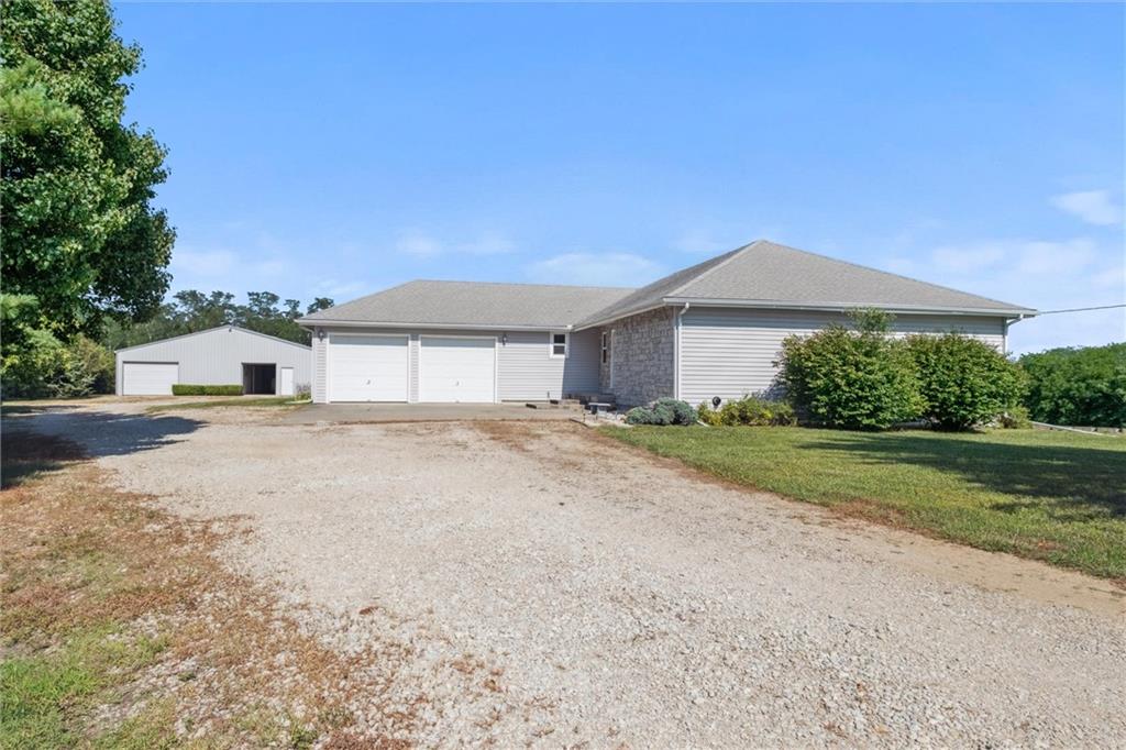 30680 243rd Street Property Photo 5