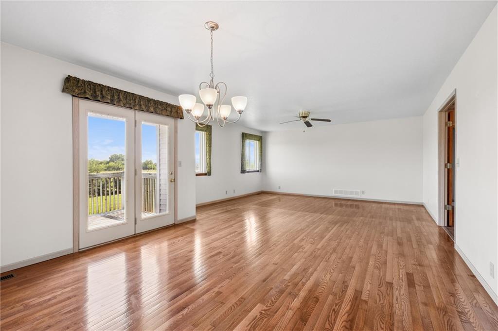 30680 243rd Street Property Photo 9