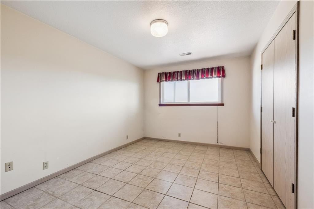 30680 243rd Street Property Photo 27