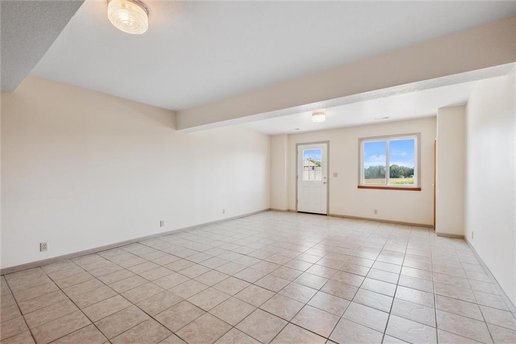 30680 243rd Street Property Photo 28