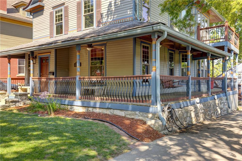 3027 Mcgee Street Property Photo 1