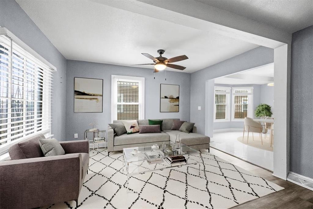 124 N Topping Avenue Property Photo 3