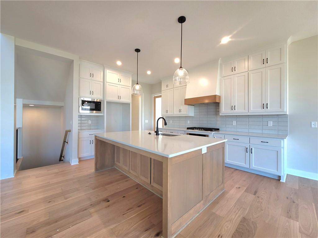 18273 Century Street Property Photo 9