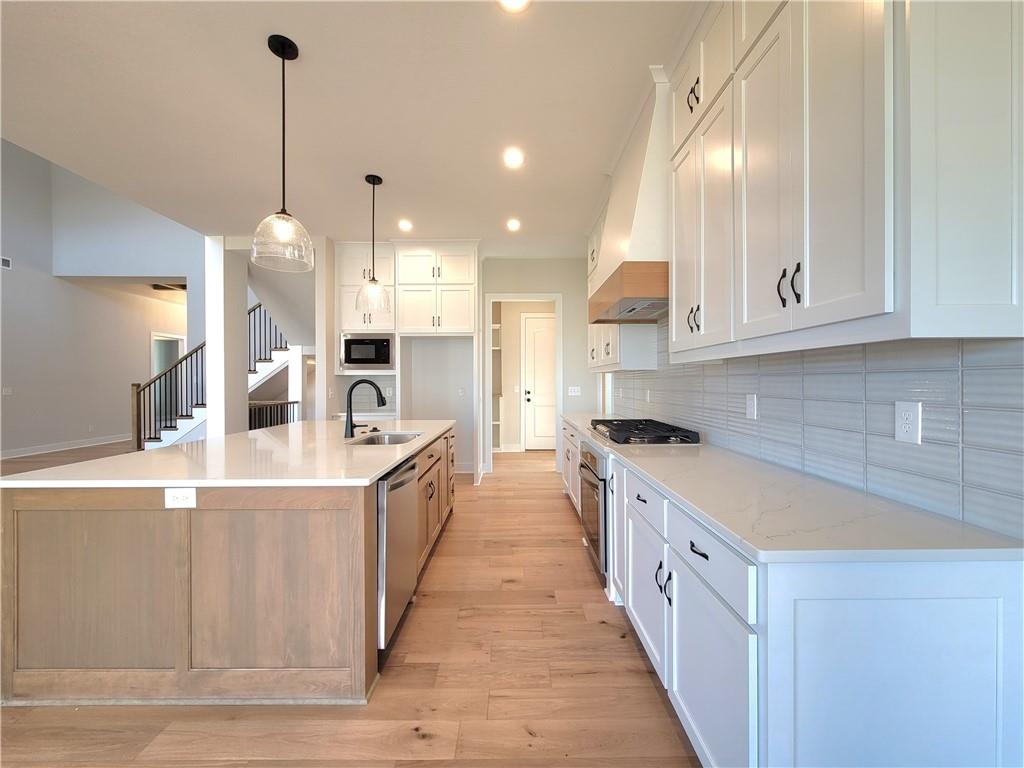 18273 Century Street Property Photo 10