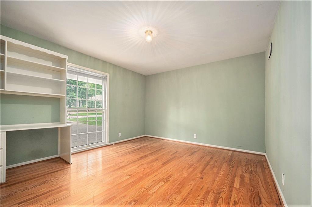 9815 Overbrook Court Property Photo 21