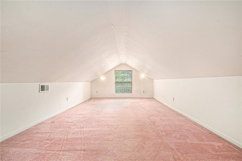 9815 Overbrook Court Property Photo 26