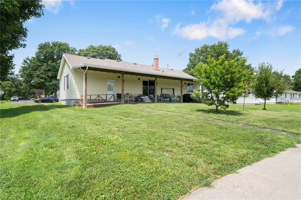 919 S Locust Street Property Photo 31