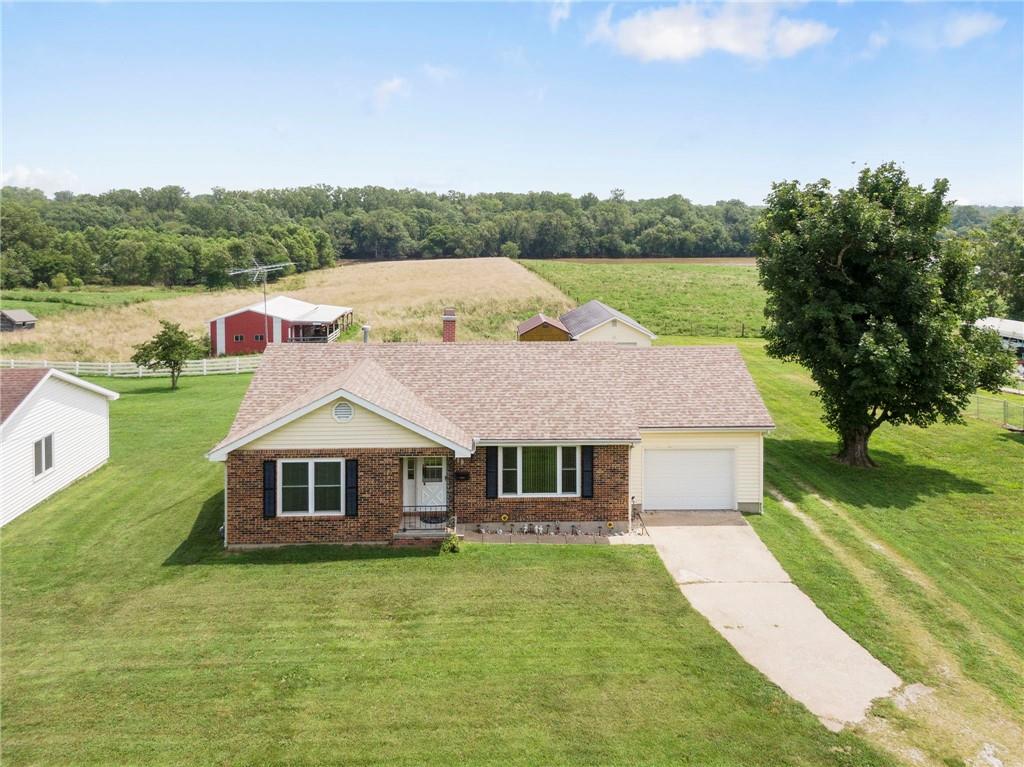 919 S Locust Street Property Photo 32