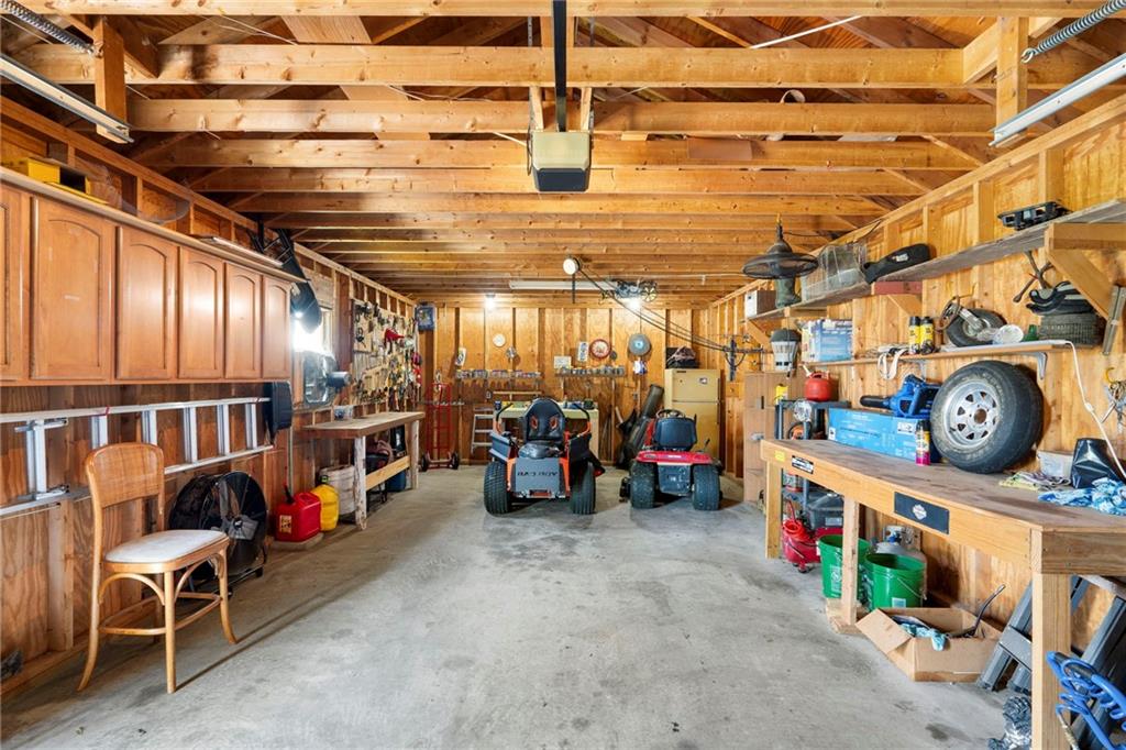 919 S Locust Street Property Photo 39