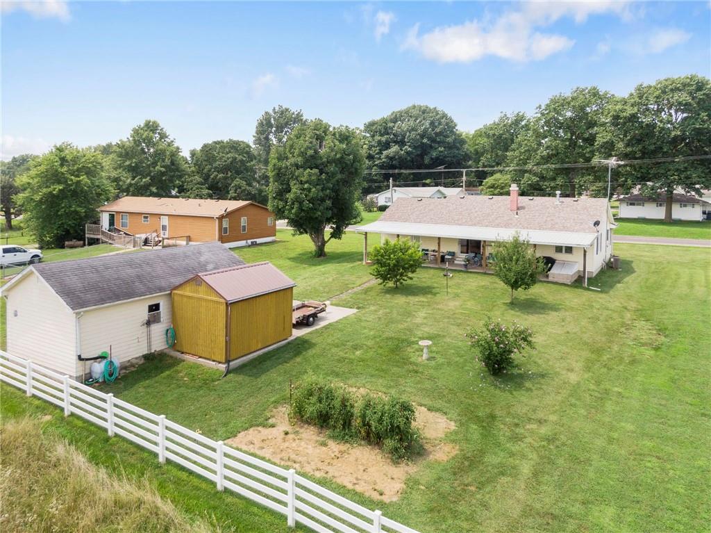 919 S Locust Street Property Photo 40