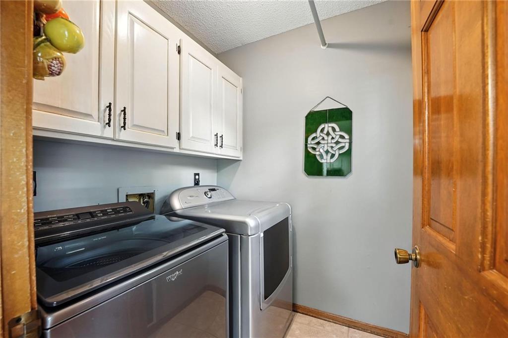 14915 W 84th Terrace Property Photo 17