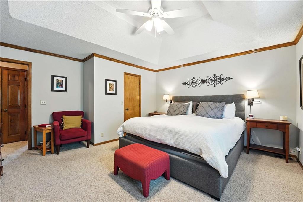 14915 W 84th Terrace Property Photo 20