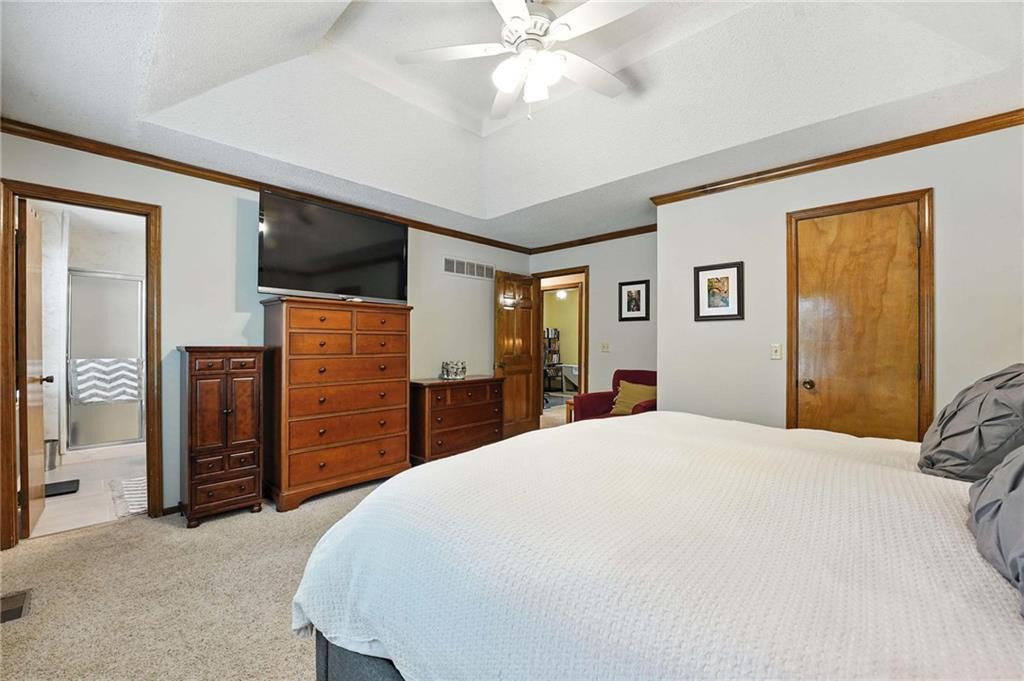 14915 W 84th Terrace Property Photo 21