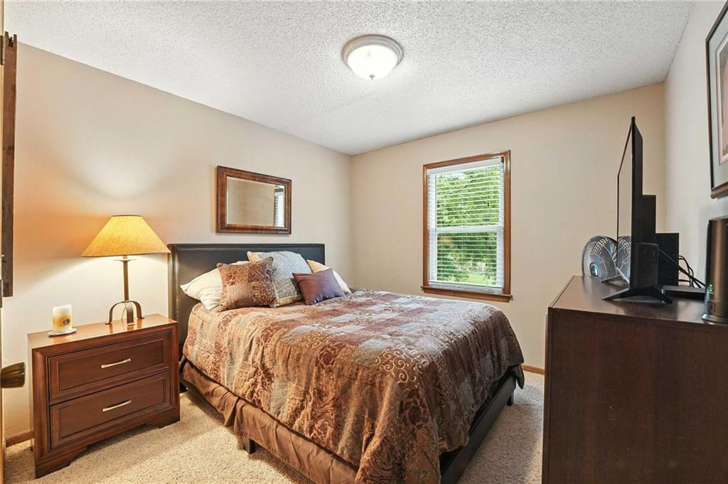 14915 W 84th Terrace Property Photo 22