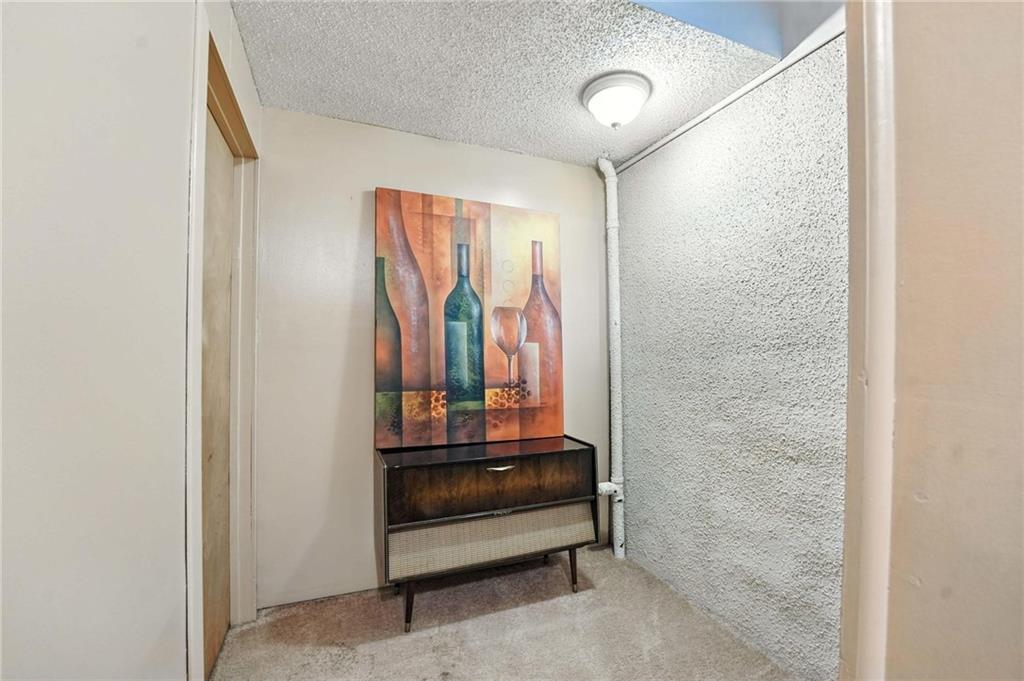 14915 W 84th Terrace Property Photo 32