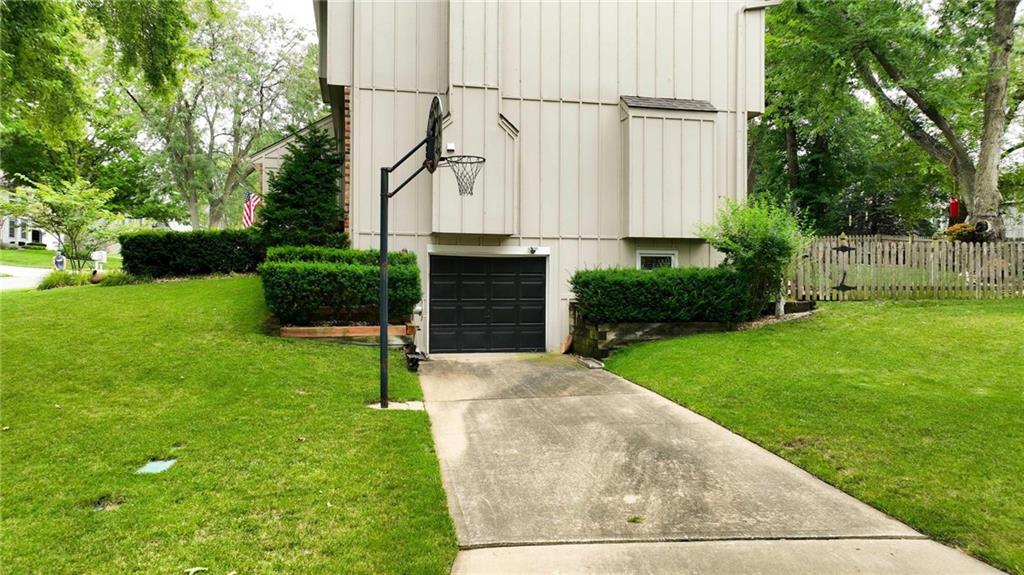 14915 W 84th Terrace Property Photo 38