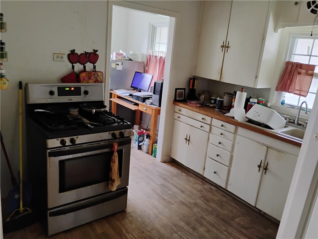 213 E Carlton Street Property Photo 7