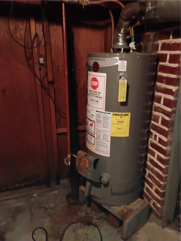 213 E Carlton Street Property Photo 10