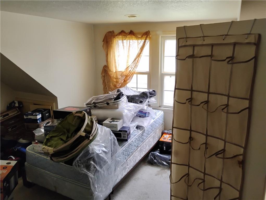 213 E Carlton Street Property Photo 13