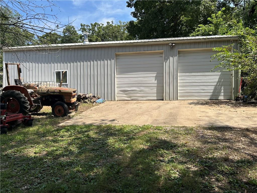 28846 251st Street Property Photo 2