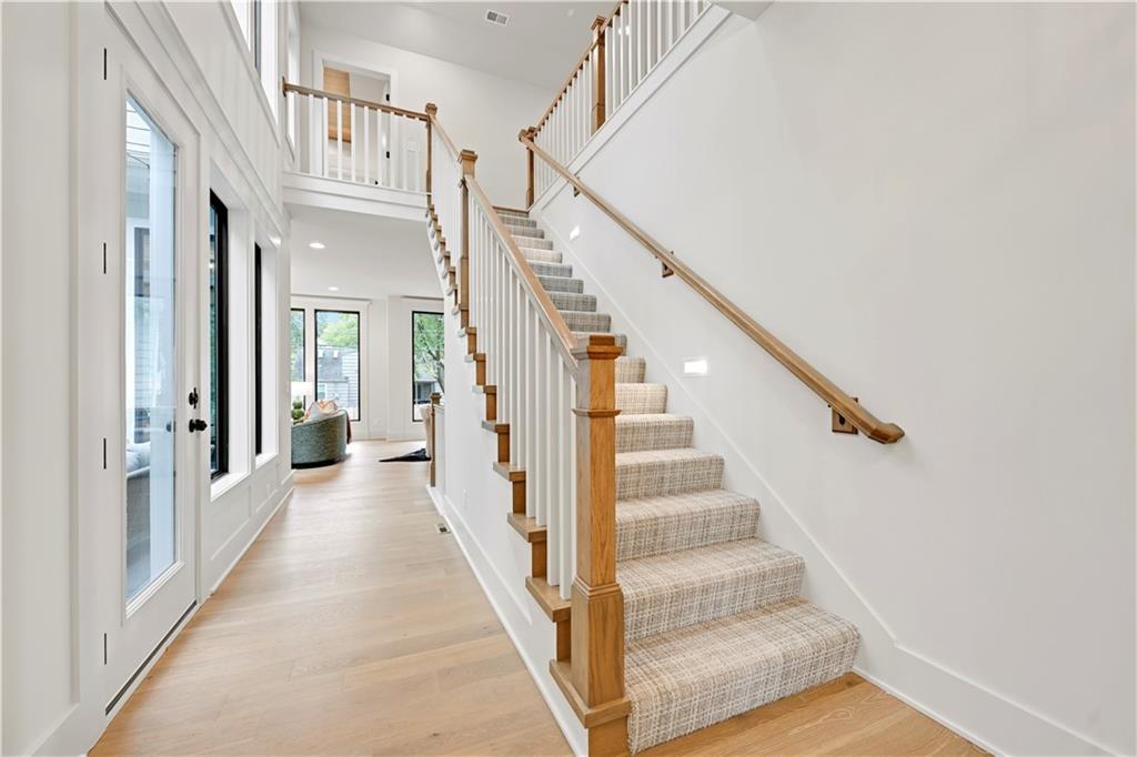 5111 W 72nd Terrace Property Photo 7