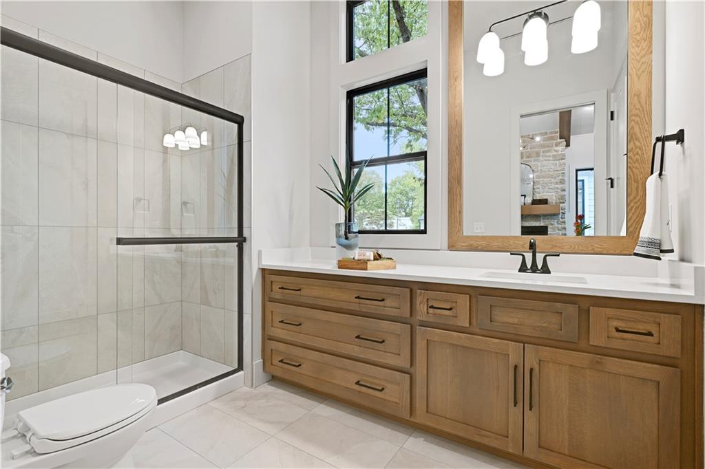 5111 W 72nd Terrace Property Photo 10