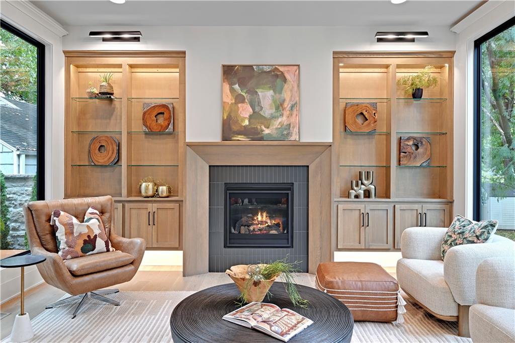 5111 W 72nd Terrace Property Photo 15