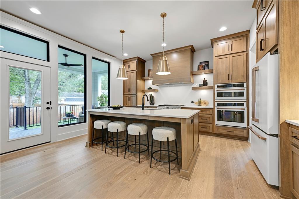 5111 W 72nd Terrace Property Photo 22