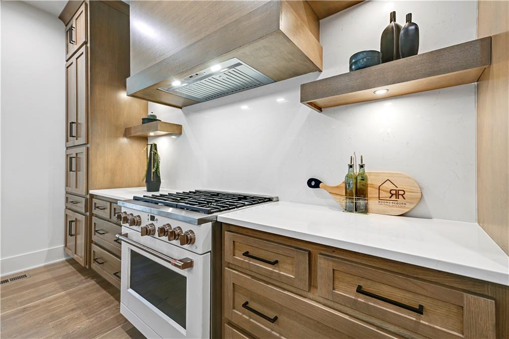 5111 W 72nd Terrace Property Photo 23