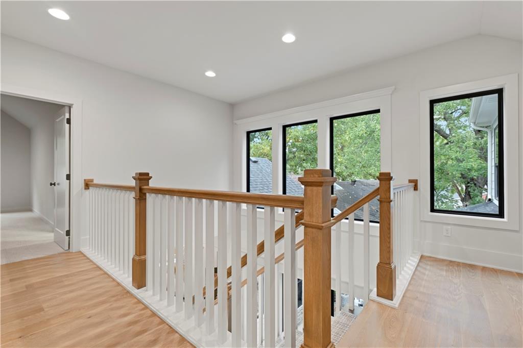 5111 W 72nd Terrace Property Photo 31